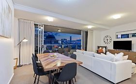 Aab Apartments Skyline