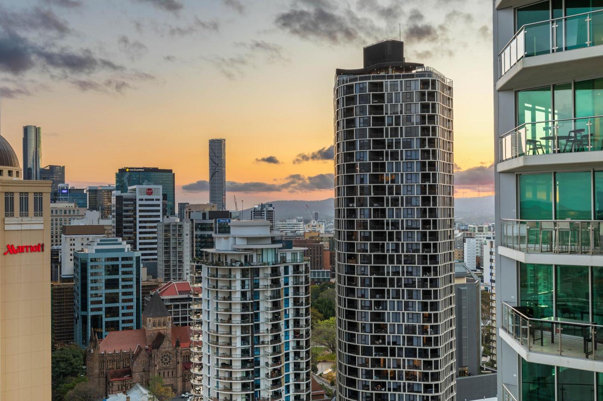 Aab Apartments Skyline Brisbane Exterior photo